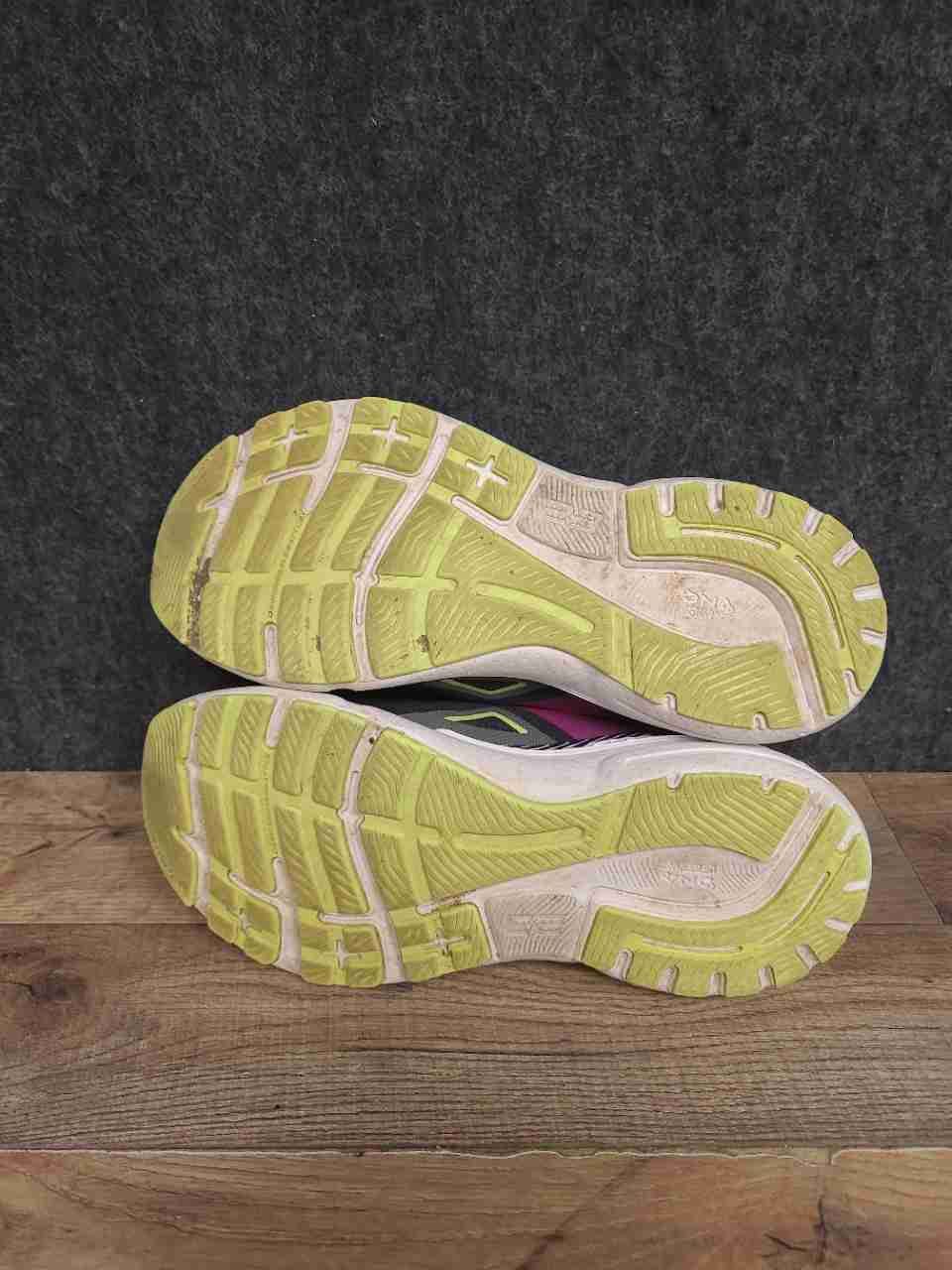 Brooks Adrenaline GTS 23 Black Pink Yellow Running Shoes Women's Size 11 B