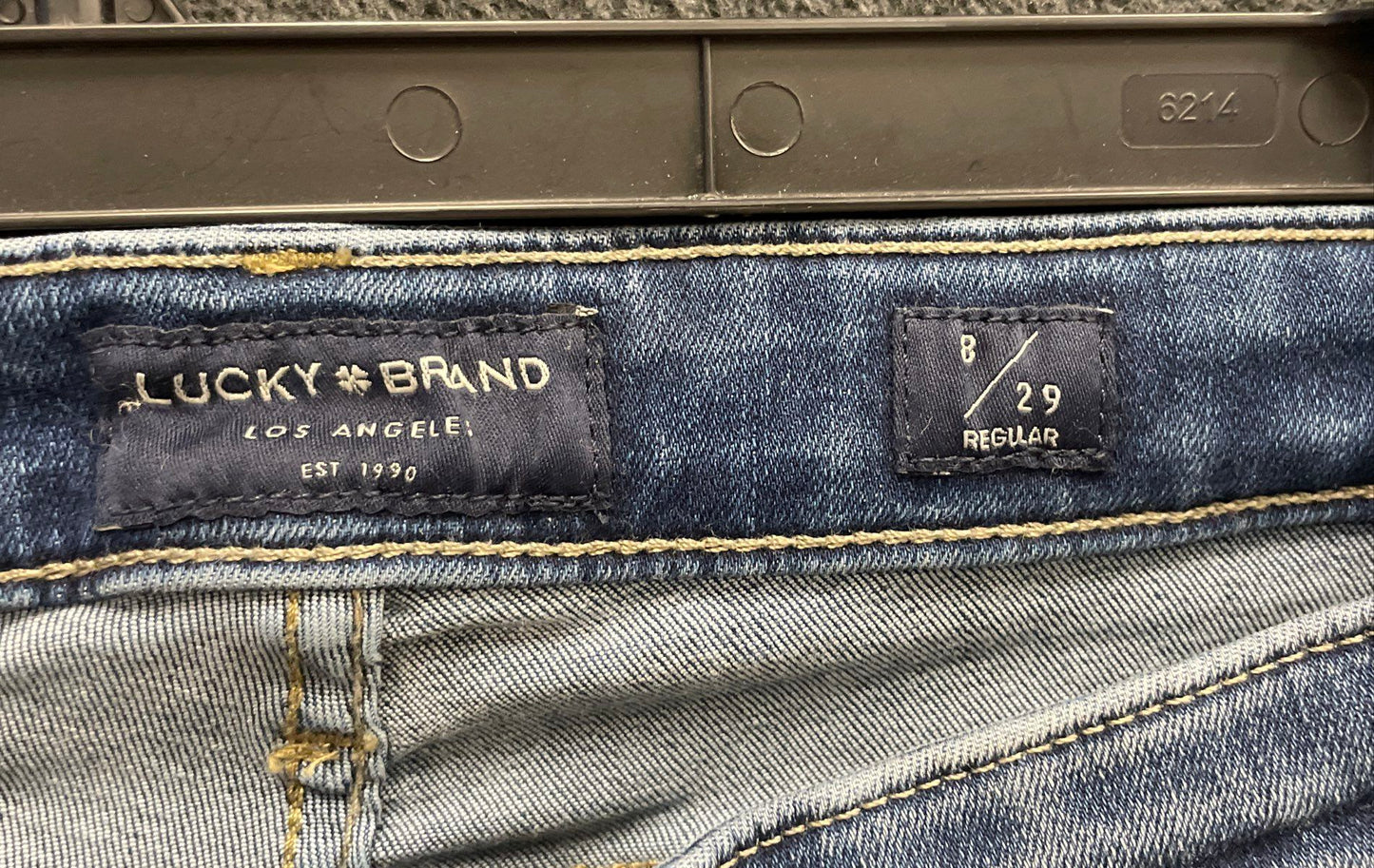 Lucky Brand Women's Blue Sweet Boot Medium Wash Bootcut Jeans Sz 8 / 29 Regular