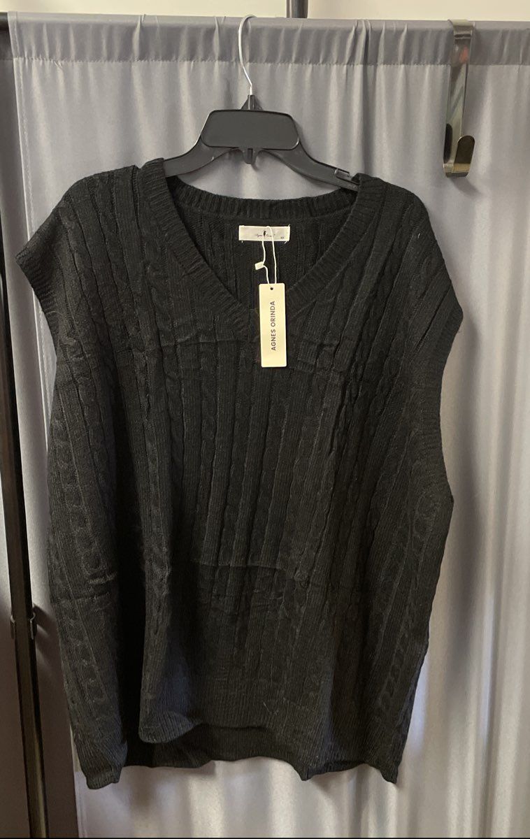 Agnes Orinda Women's Gray Black Sweater Vests Lot 2 Cable Knit V-Neck NWT Sz 4X