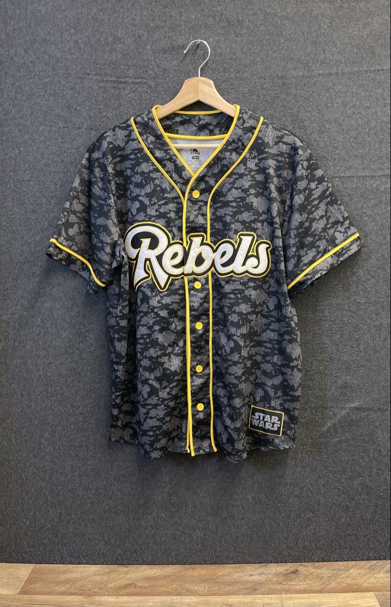 Disney Star Wars Rebels Men's Baseball Jersey Gray Camo Number 77 Sz M