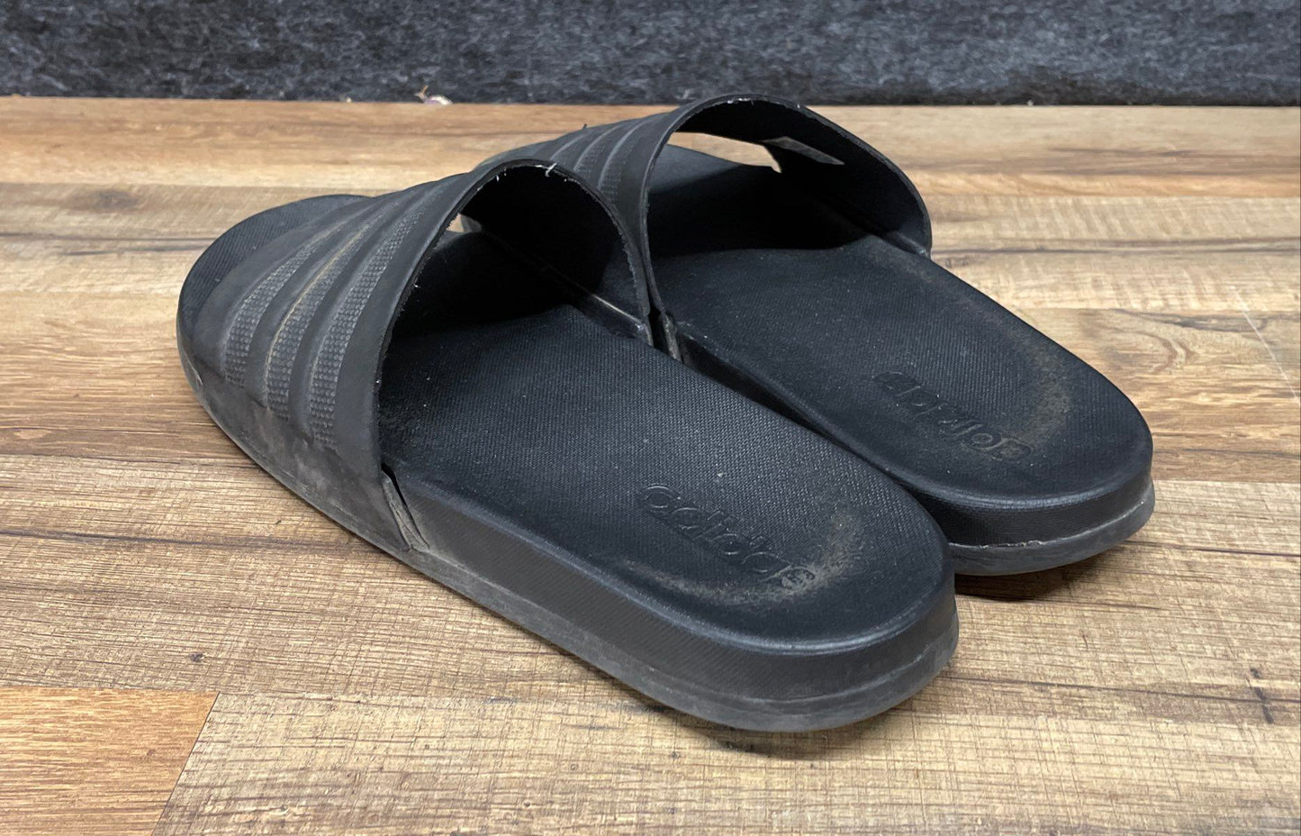 Adidas Adilette Comfort Core Black Men's Slides Sandals Size 9