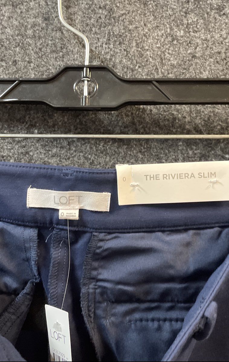 LOFT Women's The Riviera Slim Navy Blue Cotton Blend Pants NWT Size 0