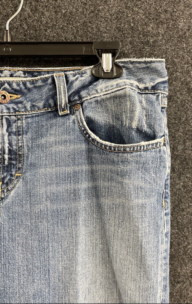BKE Women's Culture Bootcut Jeans Light Wash Distressed Embroidered Sz 28x33.5