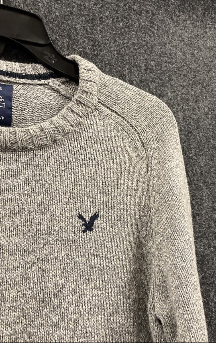 American Eagle Men's Gray Athletic Fit Cotton Blend Crewneck Sweater Sz S