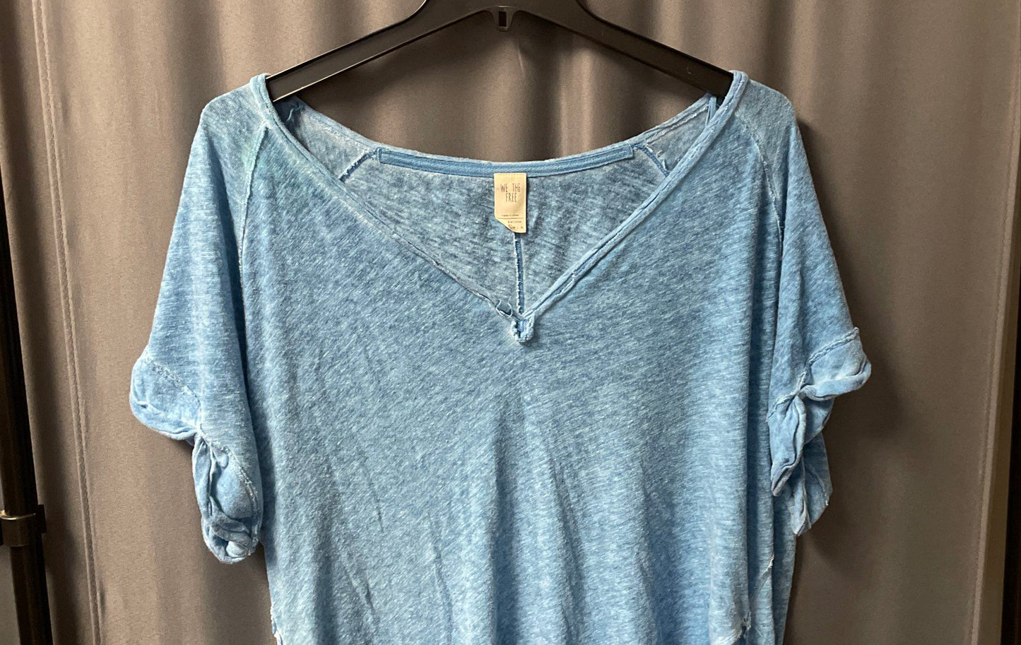 We the Free Women's Blue Linen Blend V-Neck Short Sleeve High Low Top Size S