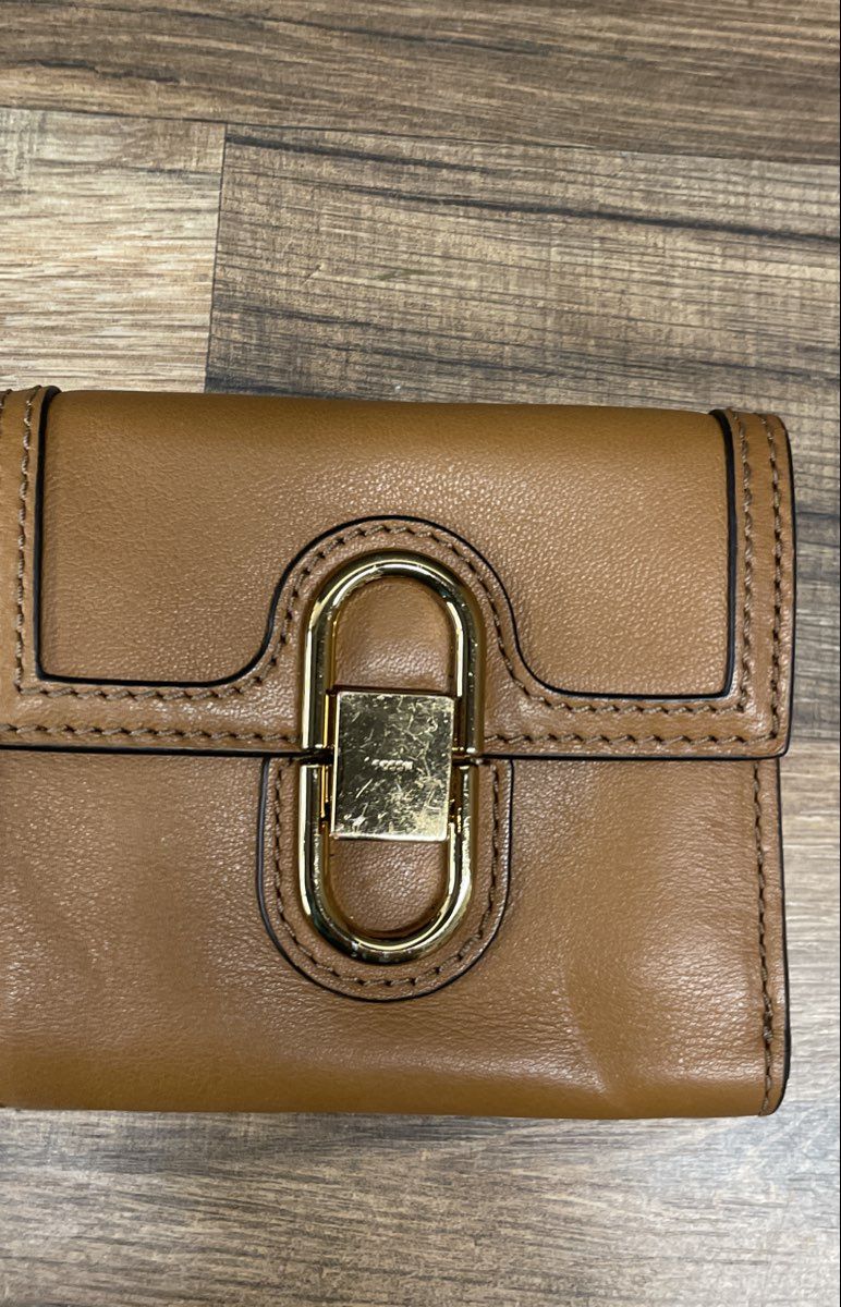 Fossil Tan Brown Leather Tri-fold Compact Wallet Gold Hardware Push Lock