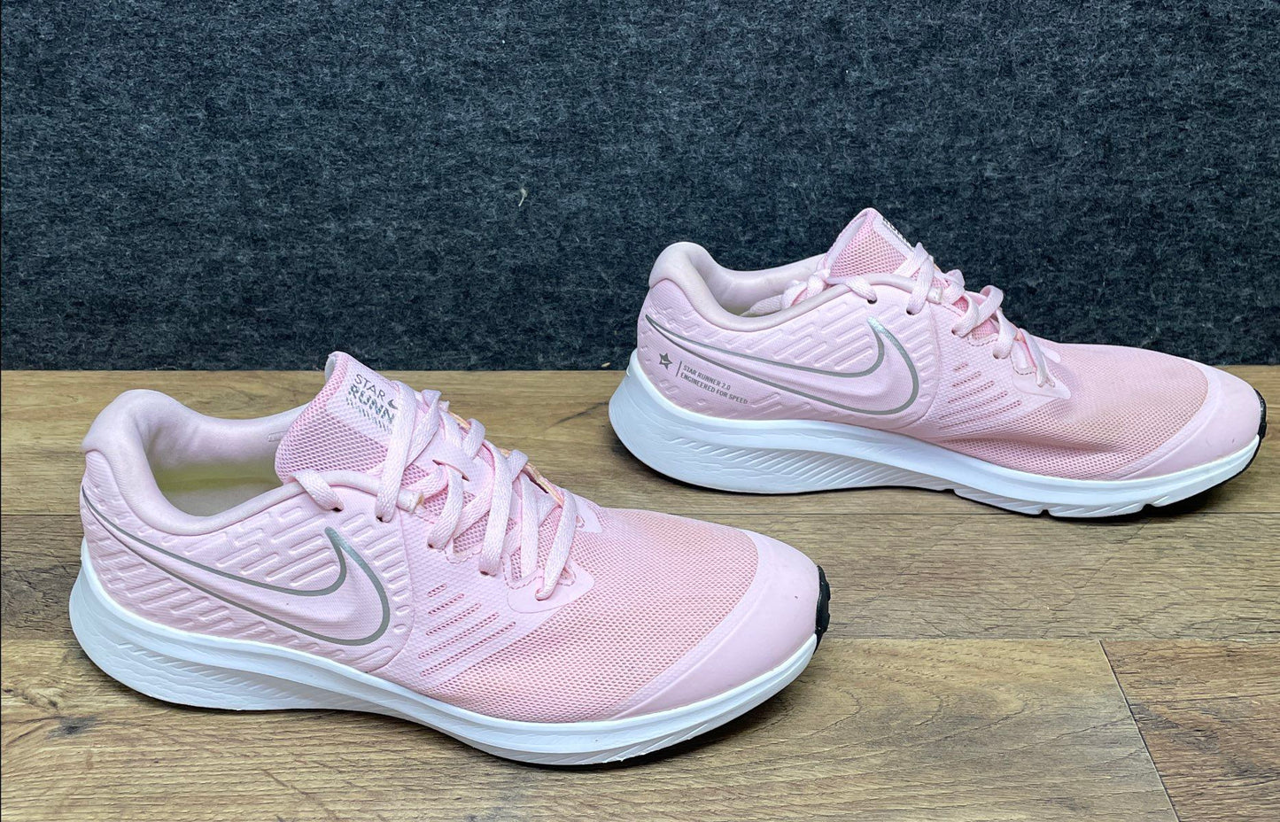 Nike Star Runner 2.0 Arctic Pink Metallic Silver Running Shoes Size 7Y