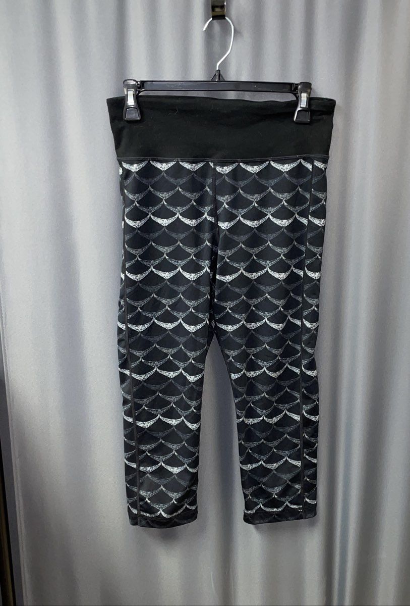 Vineyard Vines Women's Performance Leggings Black White Scallop Print Capri M