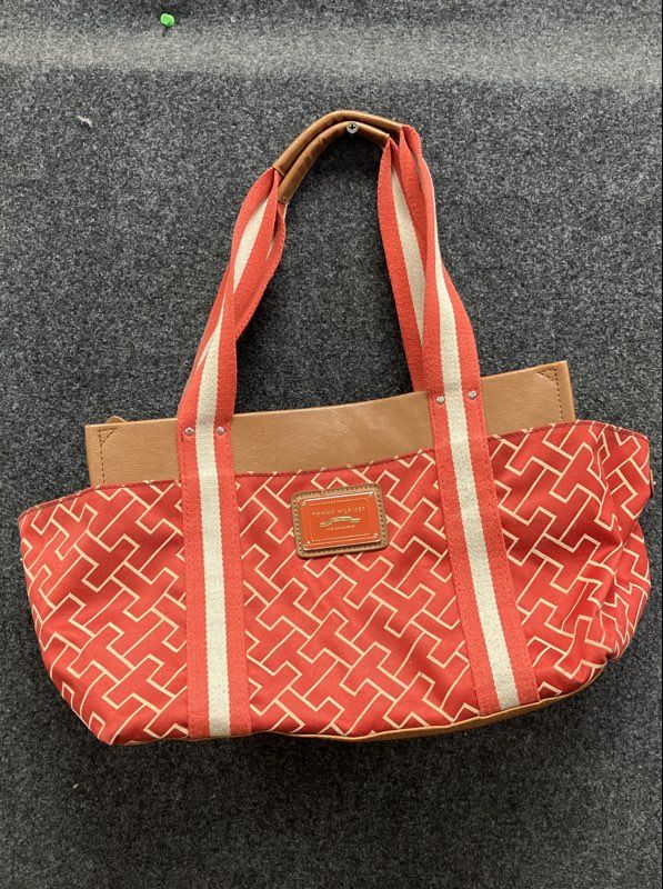 Tommy Hilfiger Red Monogram Jacquard Tote Bag Tan Trim Large Shoulder Bag
