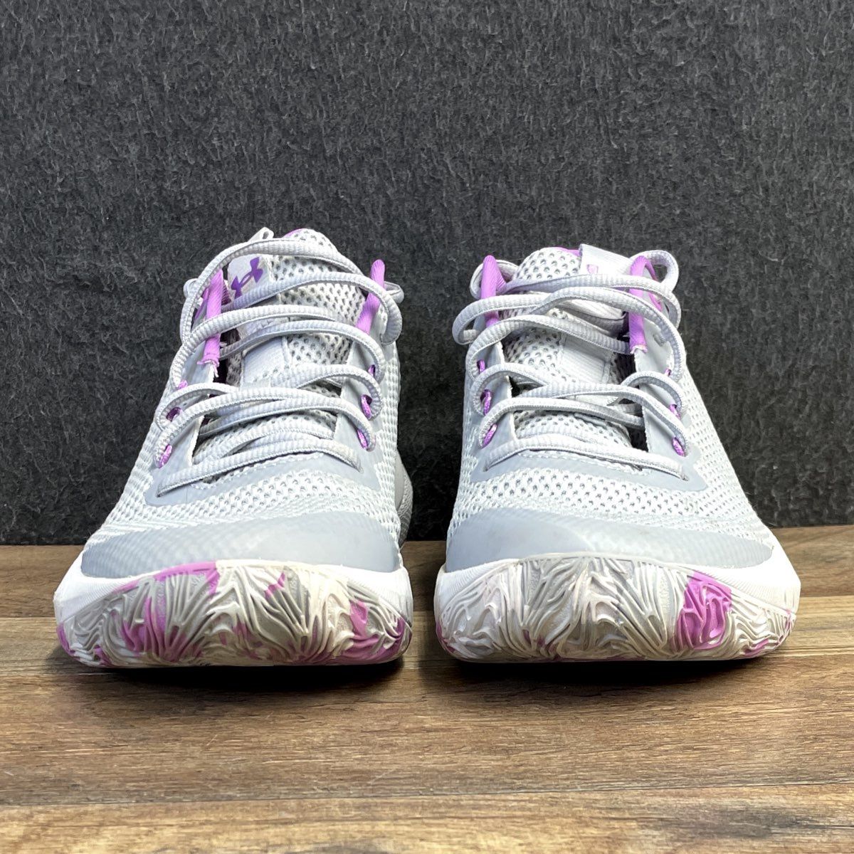 Under Armour HOVR Breakthru Grey Purple Women's Basketball Shoes Size 8