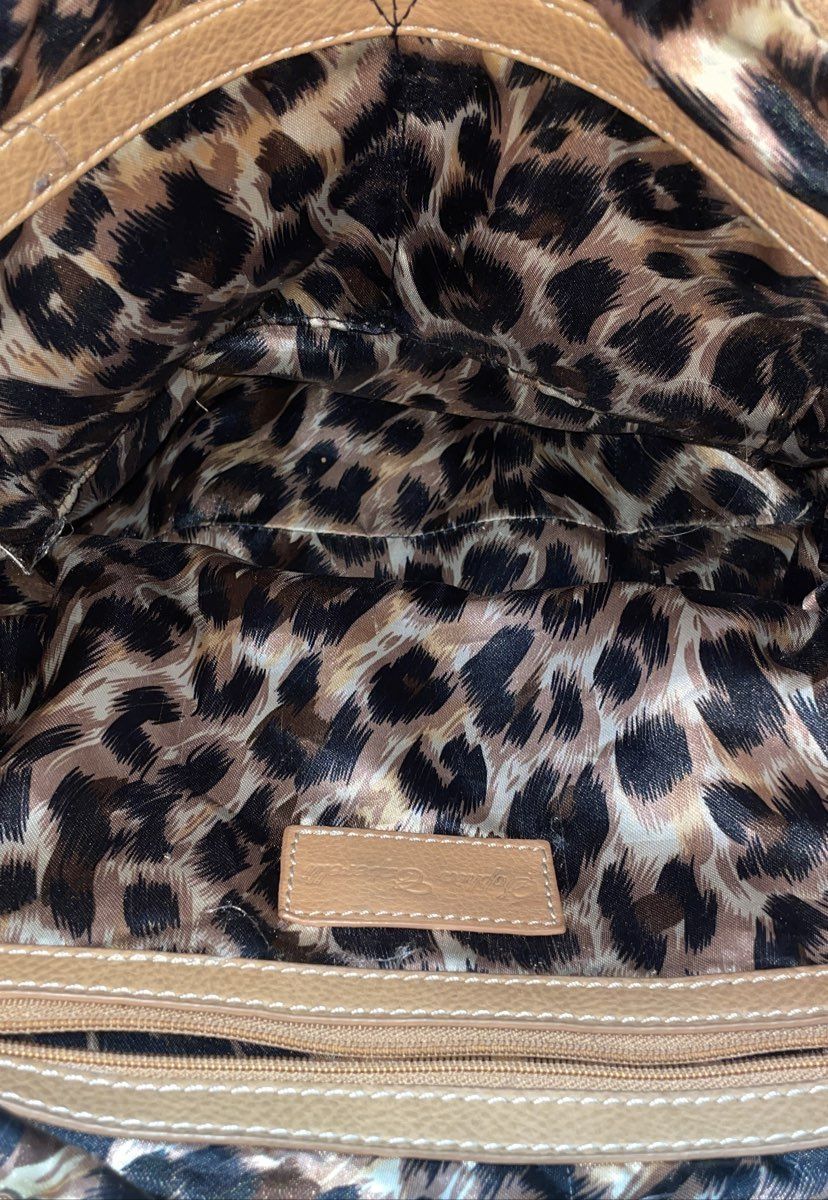 Sophia Caperelli Tan Pebbled Leather Hobo Shoulder Bag Leopard Print Lining