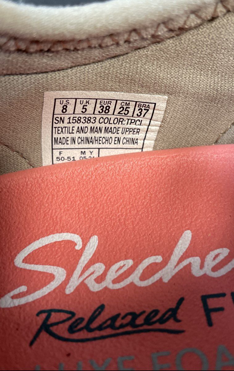 Skechers Relaxed Fit Reggae Fest Willow Taupe Pink Bungee Slip On Size 8