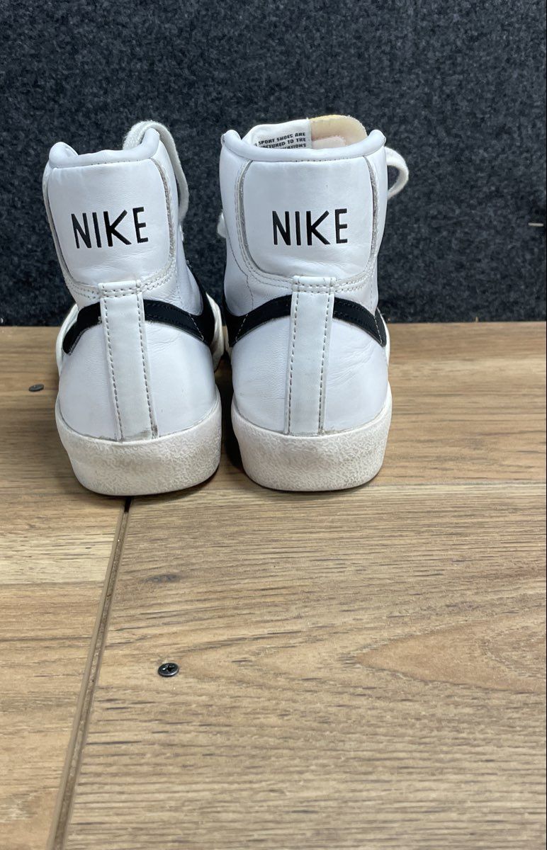 Nike Blazer Mid '77 Vintage White Black Women's Sneakers Size 6.5