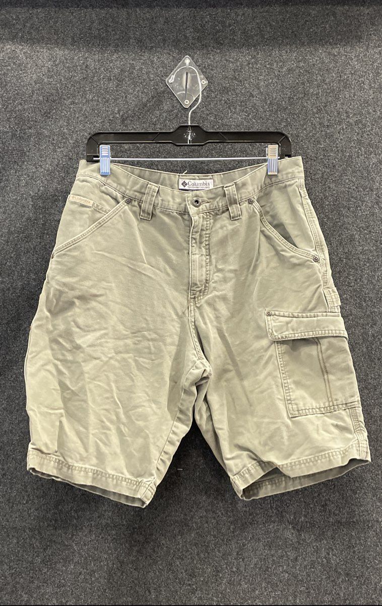 Columbia Men's Gray Cargo Shorts Cotton Canvas Utility Size 32