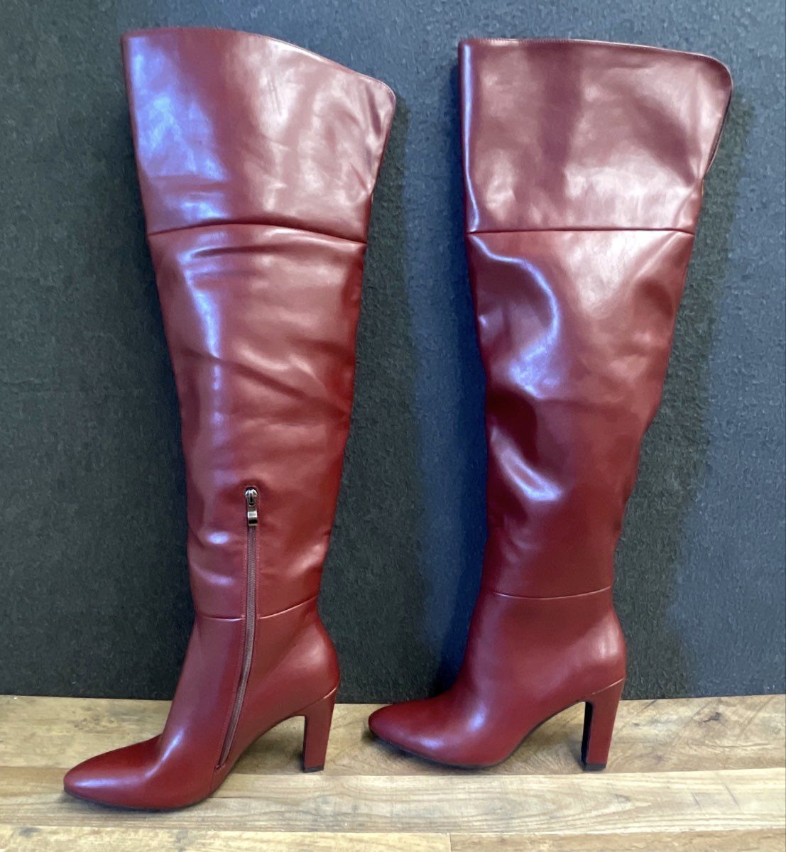 Wetkiss Red Pointed Toe Over the Knee OTK Fashion Boots Women's Size 10