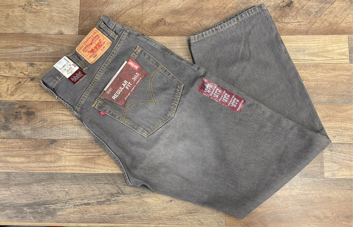 Levi's Men's 505 Regular Fit Gray Straight Leg Jeans Sz 38x30 NWT