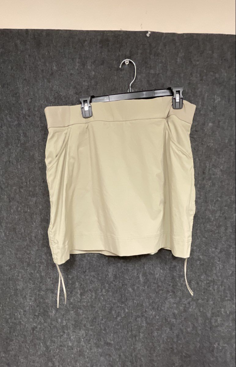 Columbia Women's Tan Omni-Shield Advanced Repellency Cinch Hem Hiking Skirt XL