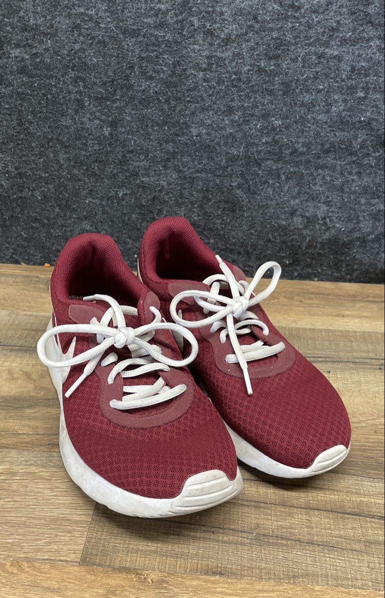 Nike Tanjun Team Red White Women's Running Shoes Sneakers Size 9.5