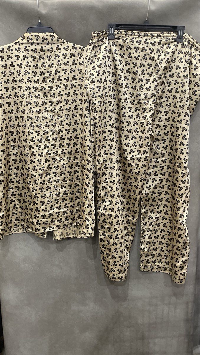 Vintage Y2K Disney Store Women's Mickey Mouse Ears Animal Print Pajama Set L/XL