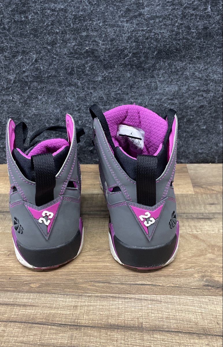 Nike Air Jordan 7 Retro GG Fuchsia Flash Dark Grey High Top Size 7Y