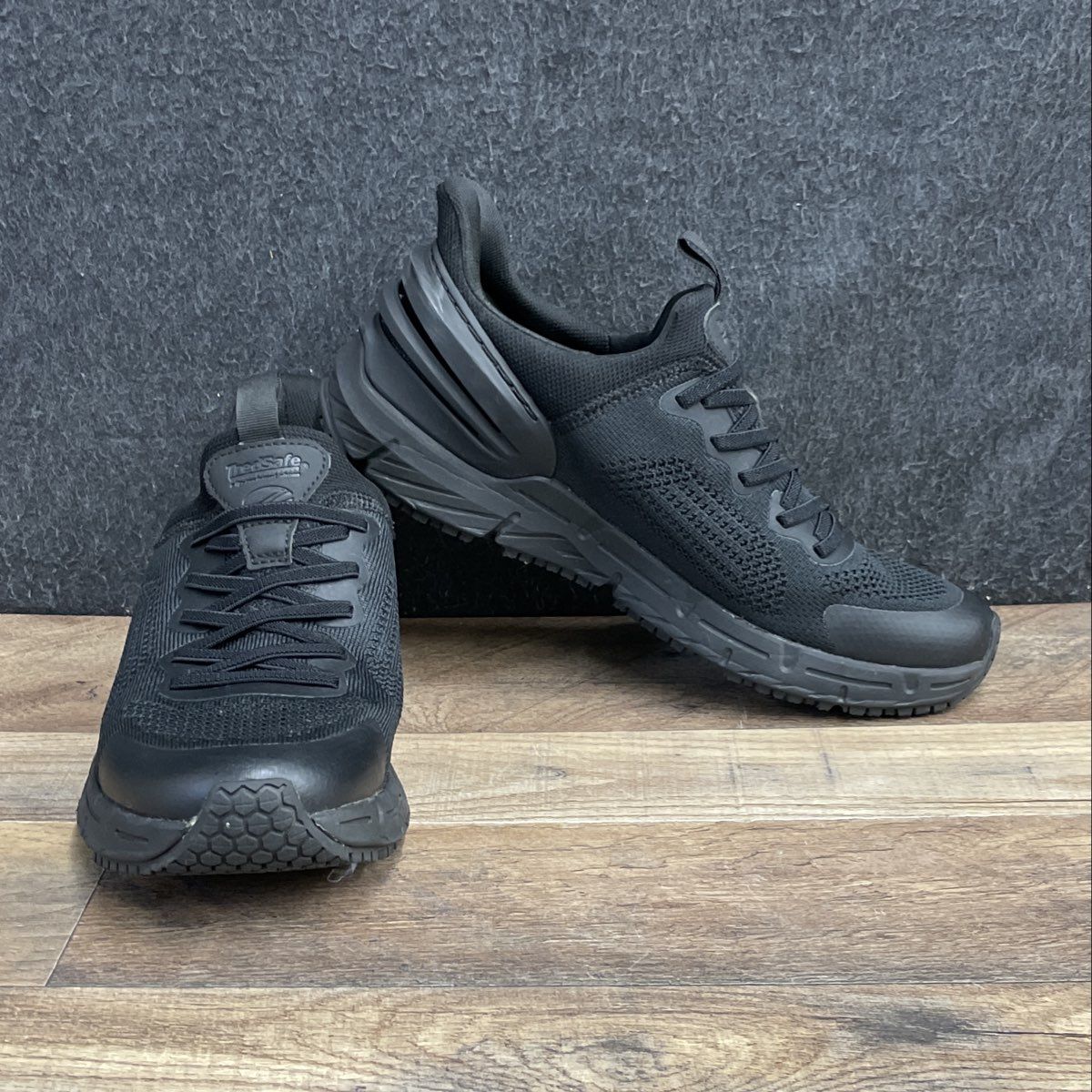 TredSafe Pepper Black Slip-On Professional Work Shoes Men's Size 9.5
