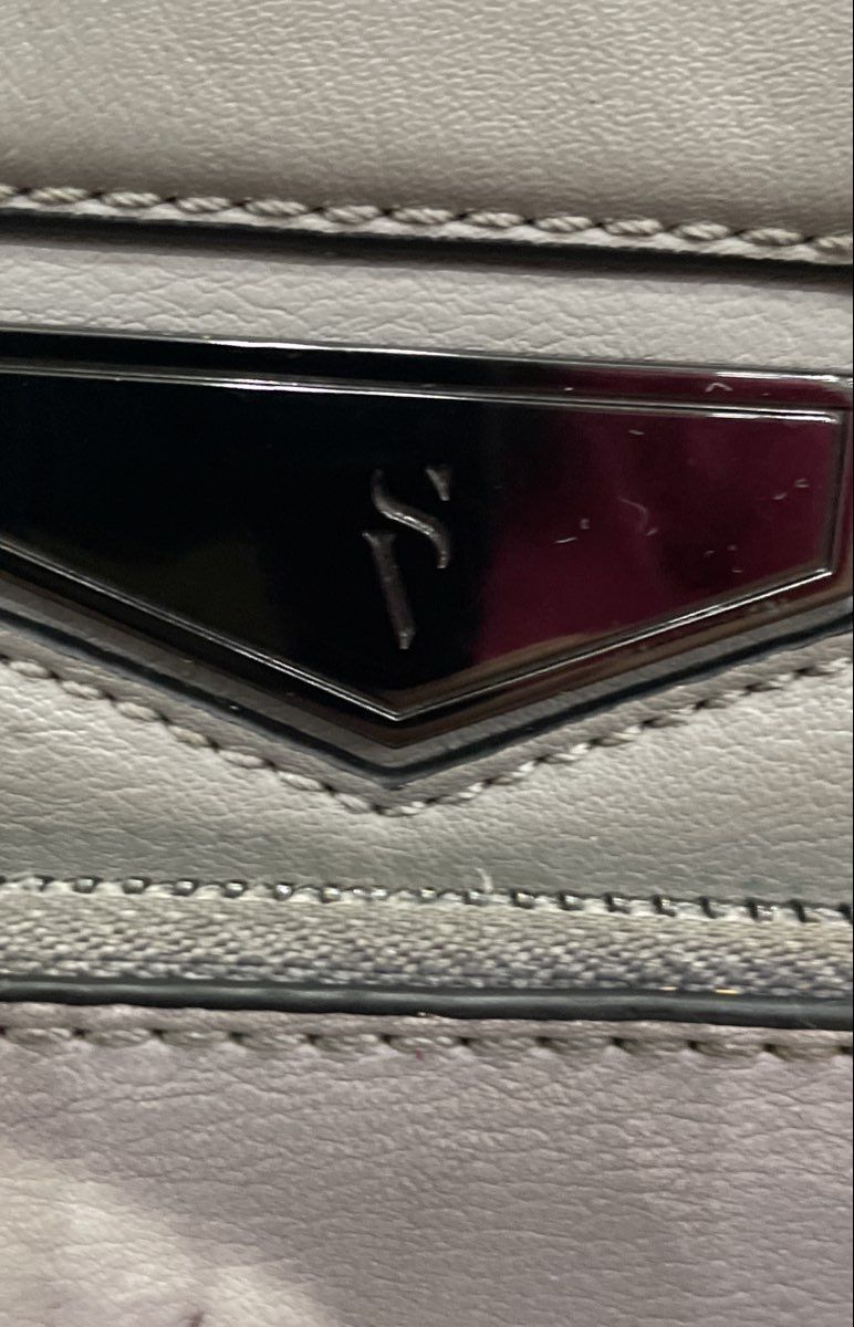 Simply Vera Vera Wang Grey Leather Floral Print Crossbody Bag Gunmetal Hardware