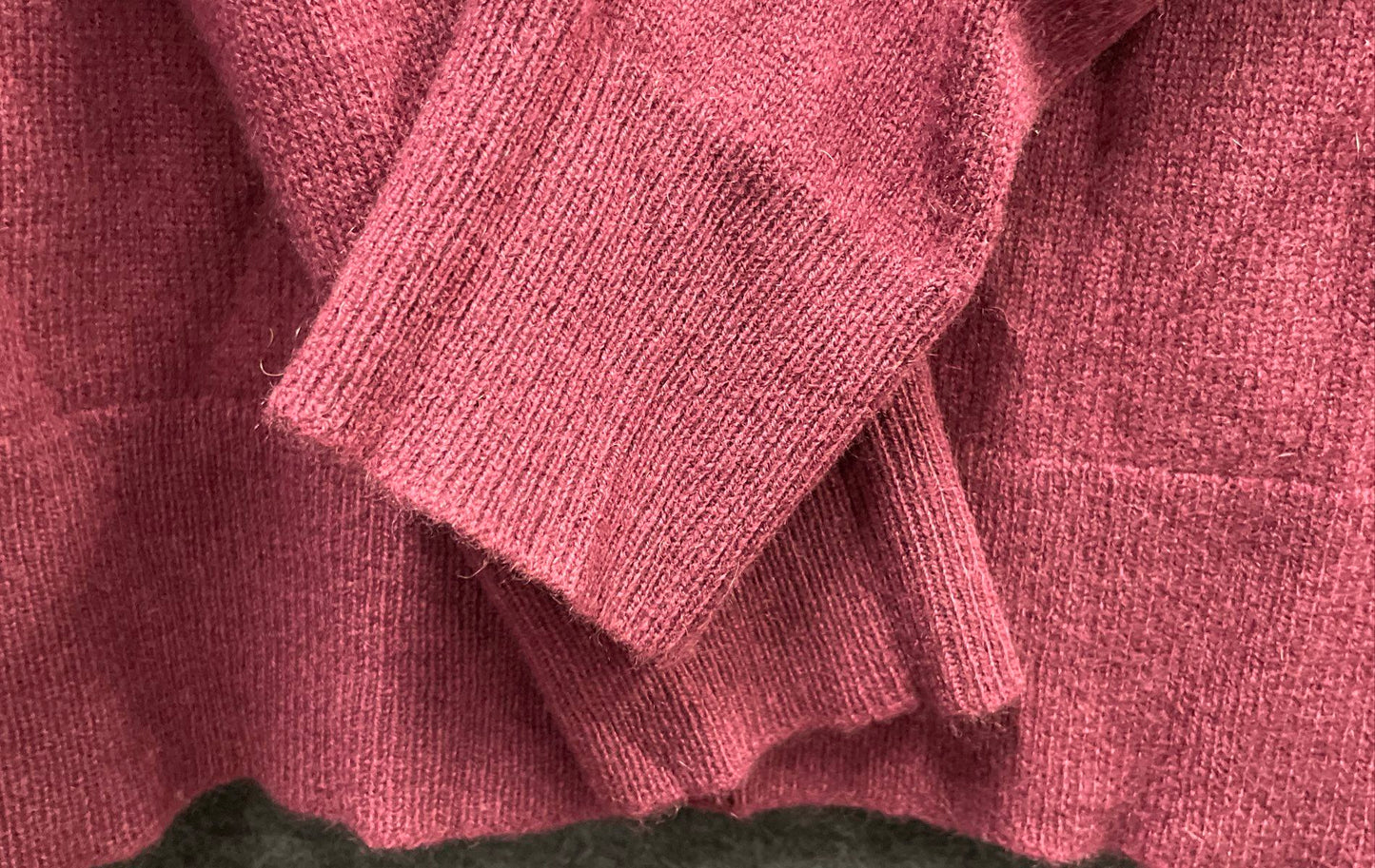 Ann Taylor Women's Maroon 100% Cashmere Turtleneck Knit Sweater Sz M