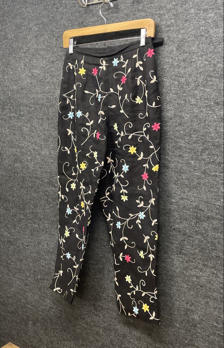 Talbots Petites Women's Black Floral Embroidered Linen Straight Leg Pants Sz 4