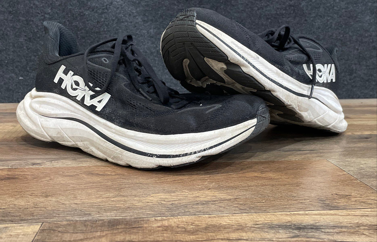 Hoka Clifton 8 Black White Men's Running Shoes Wide Size 8.5 2E