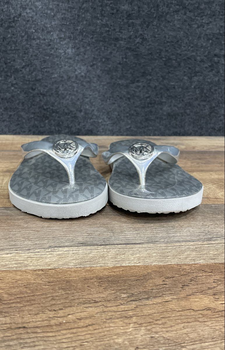 Michael Kors Silver MK Monogram Medallion Flip Flop Sandals Women's Size 6