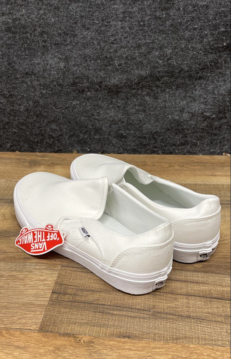 Vans Asher True White Canvas Slip-On Sneakers Women's Size 9 DS New in Box
