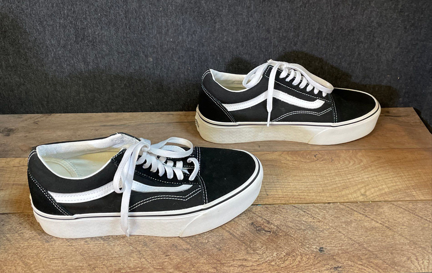 Vans Old Skool Platform Black White Low Top Sneakers Men 7.5 Women 9
