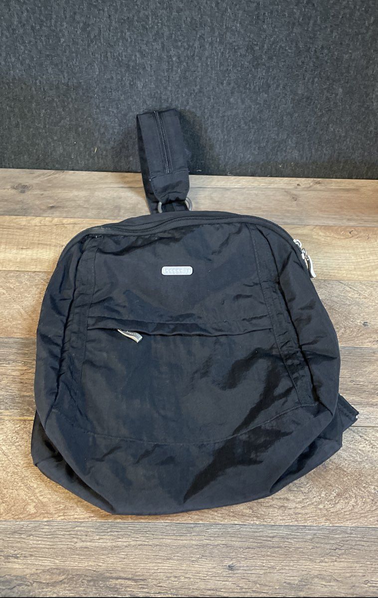 Baggallini Black Nylon Convertible Backpack & RFID Wristlet Lot of 2 Bags