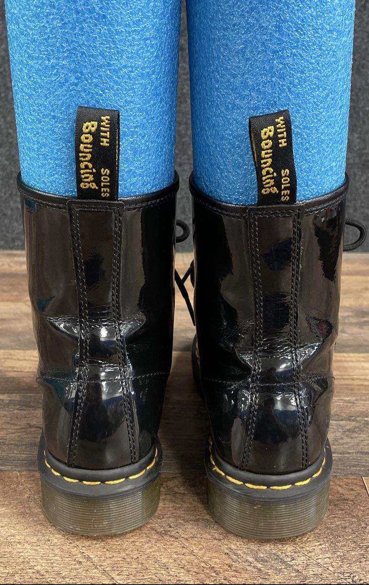 Dr. Martens 1460 W Black Patent Leather 8-Eye Boots Women's Size 7
