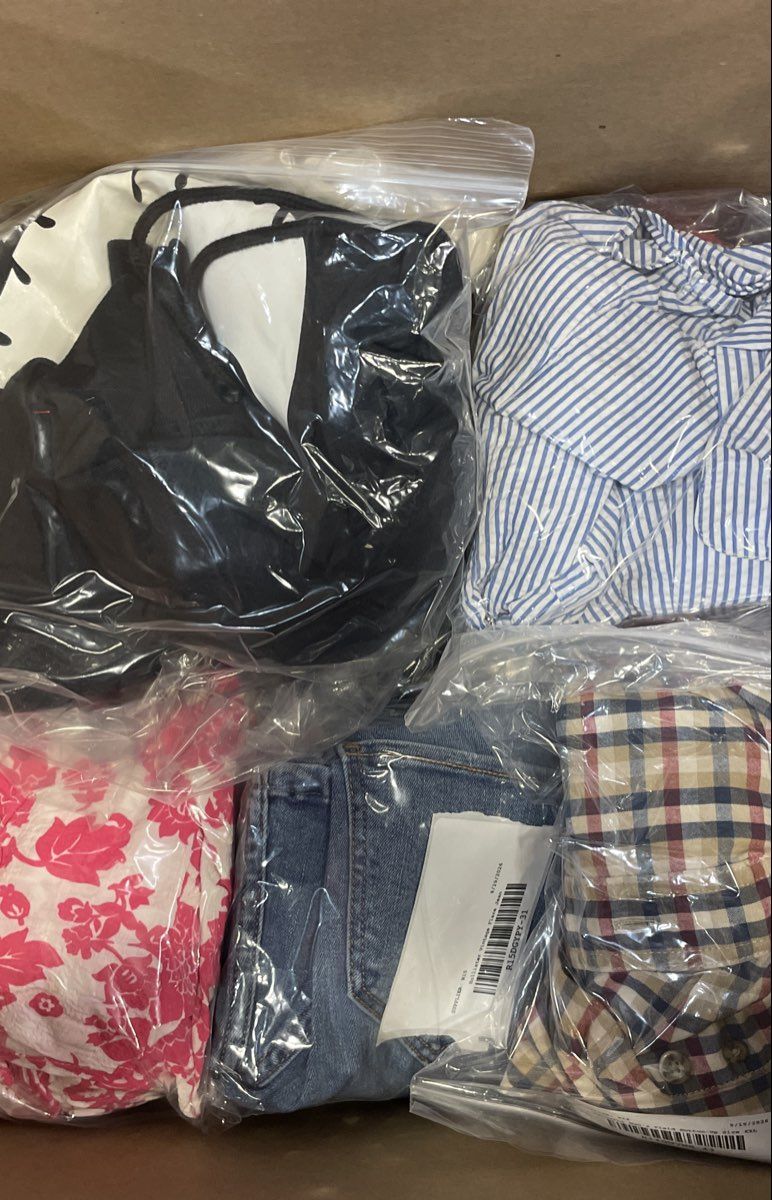 Bulk Lot 20.5 Lb Assorted Reseller Clothing Polo Carhartt Michael Kors Mixed
