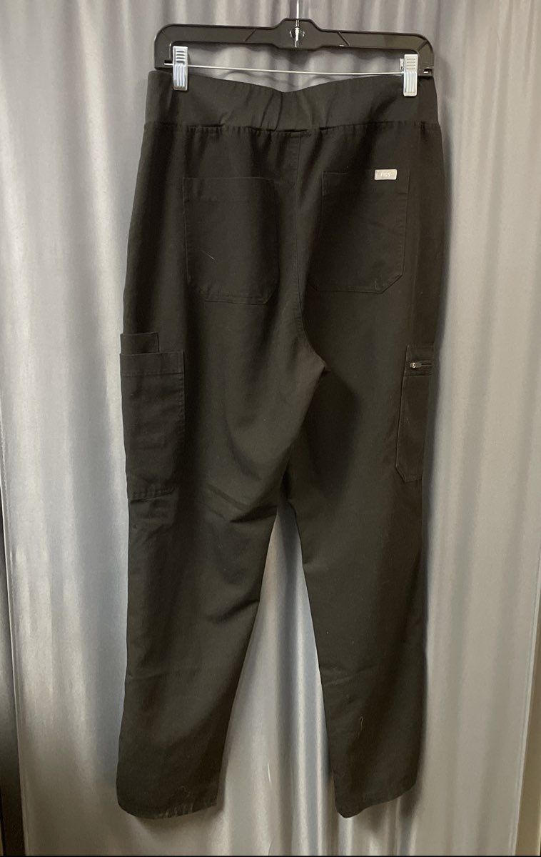 Figs Women's Technical Collection Scrub Pants Black Cargo Sz L