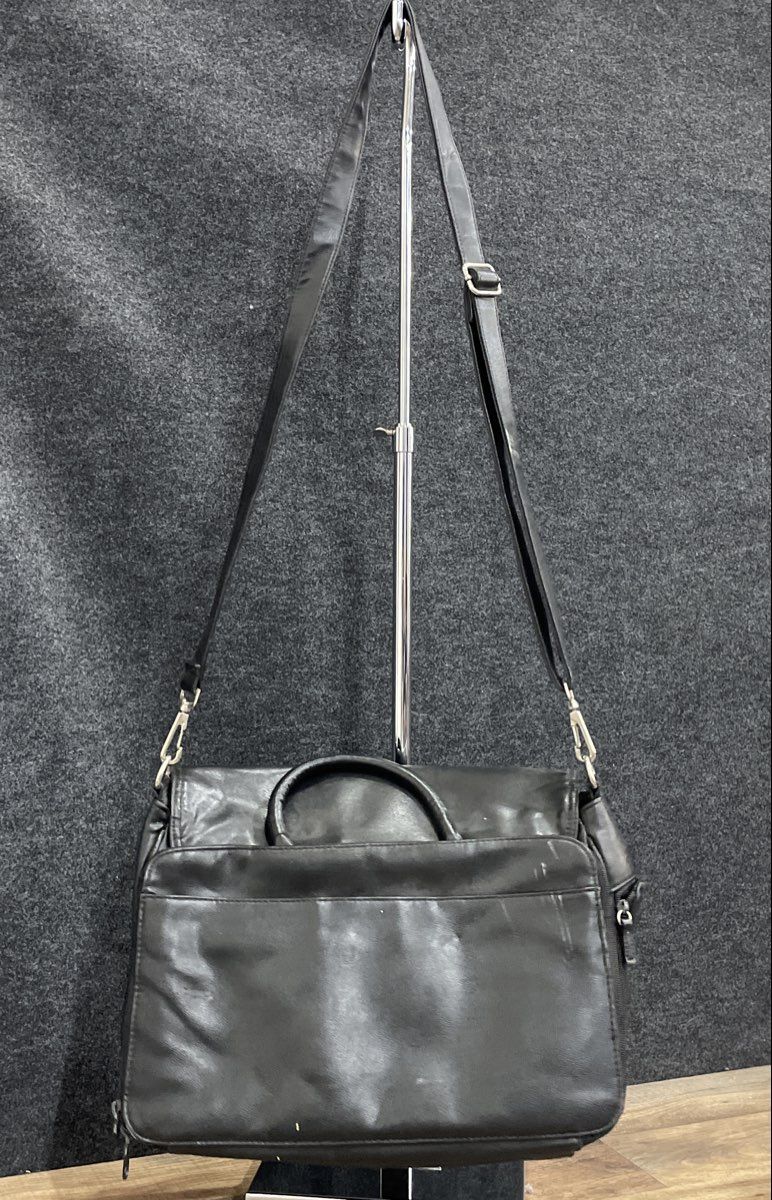 Strada New York Black Leather Messenger Bag Laptop Briefcase Silver Hardware