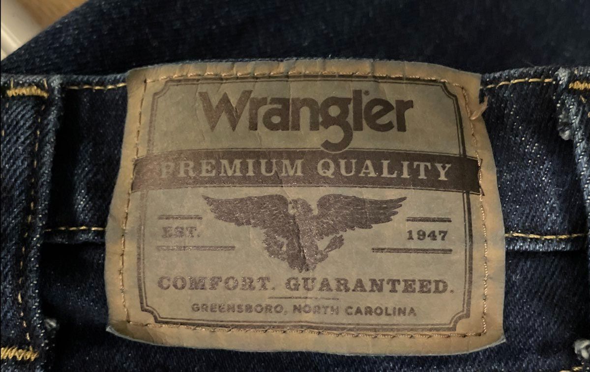 Wrangler Men's Premium Quality Jeans Dark Wash Stretch Straight Leg Sz 34x34