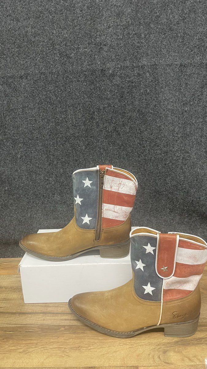 Shyanne New Americana Patriotic Stars Stripes Western Boots Women's Size 9.5