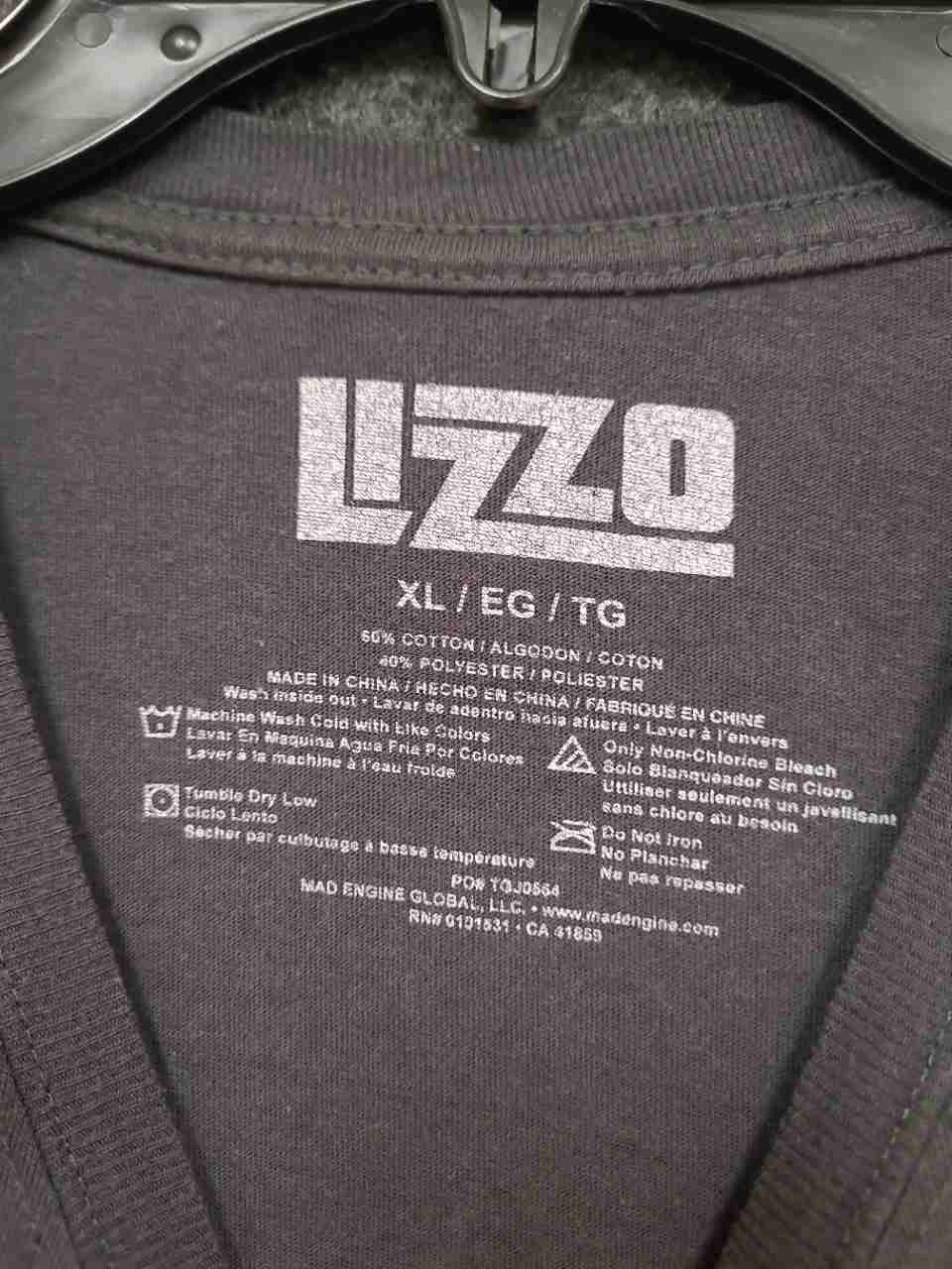 Lizzo Unisex T-Shirt Charcoal Gray Special Album Graphic Crewneck Sz XL