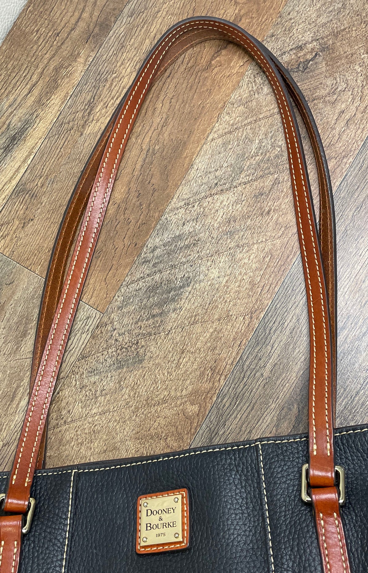 Dooney & Bourke Black Pebble Grain Small Lexington Shopper Tote Shoulder Bag