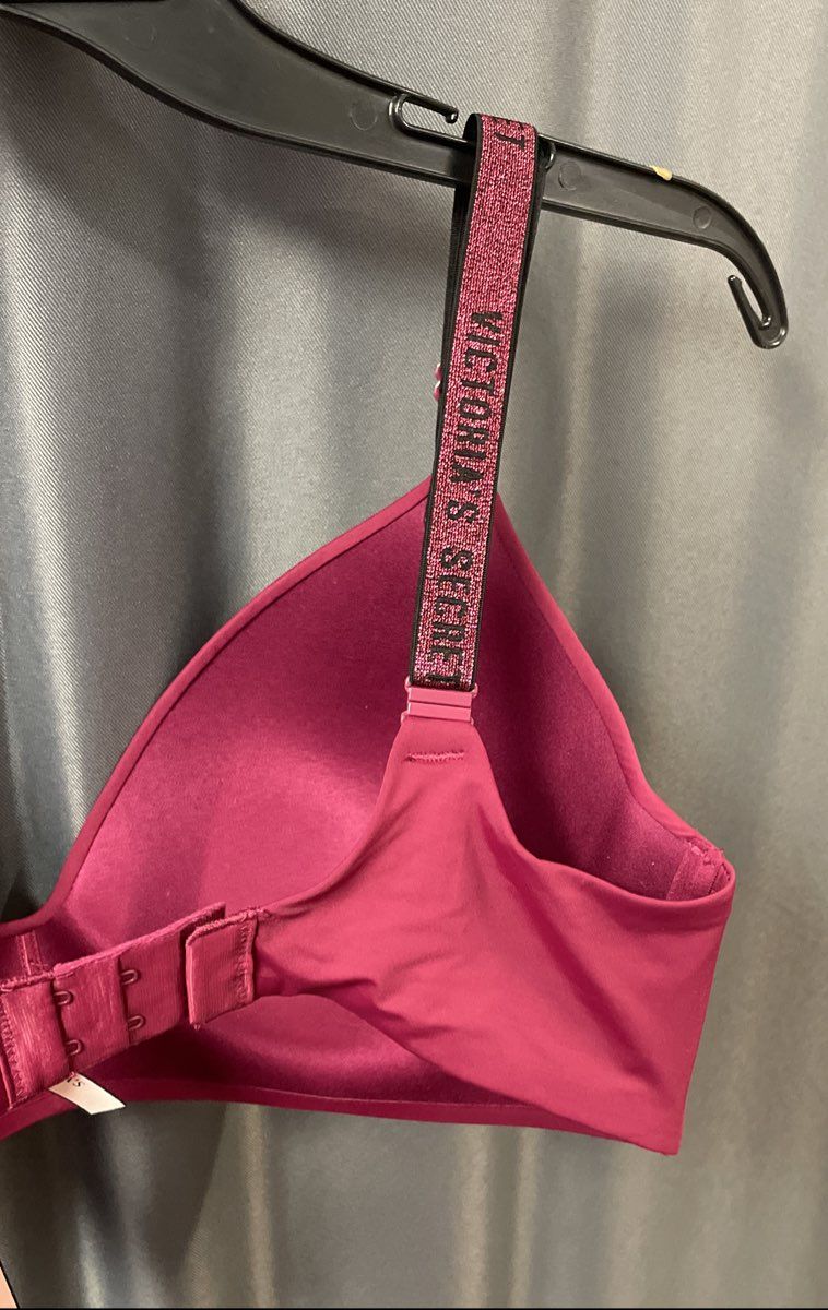 Victoria's Secret Women's Bra Burgundy Shine Strap Logo NWT Sz 34DD