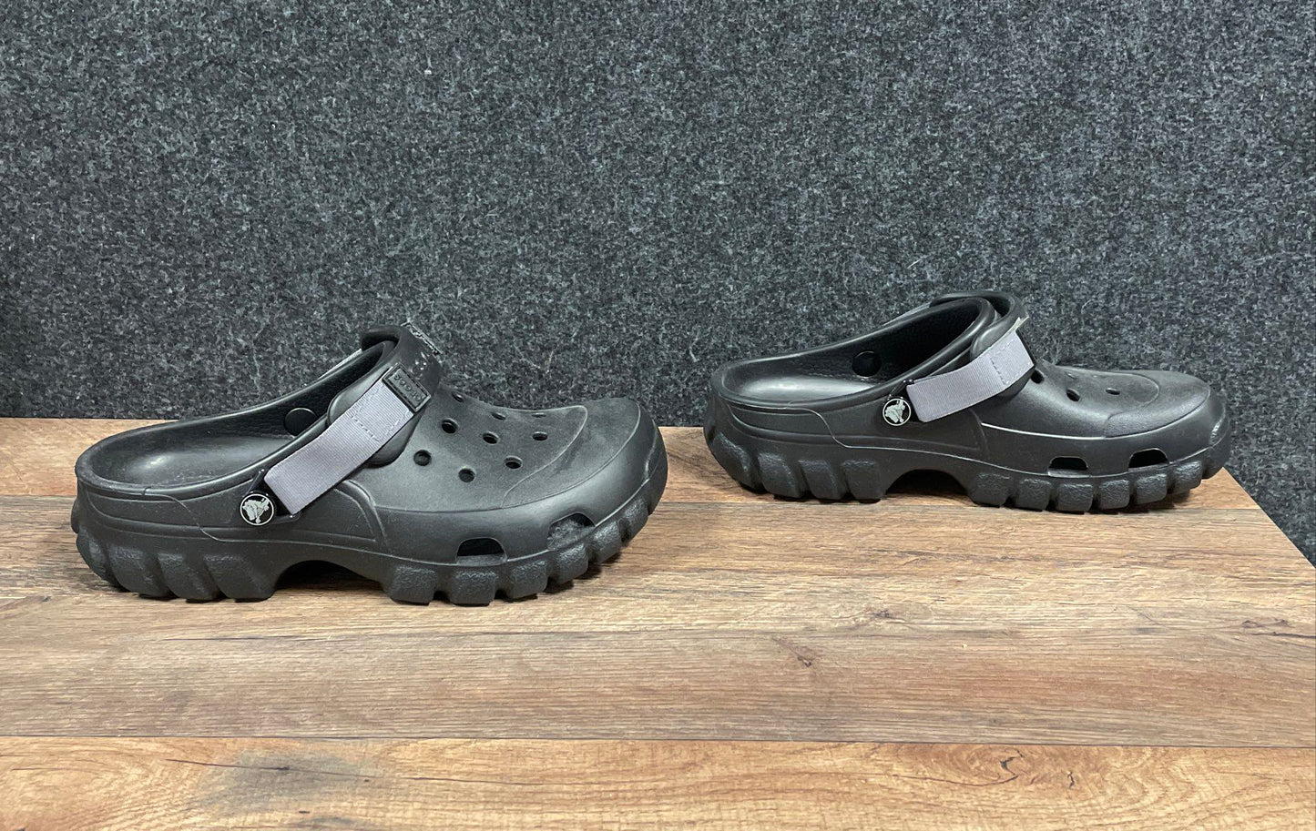 Crocs Offroad Sport Clog Black Sandals Men's 7 Women's 9