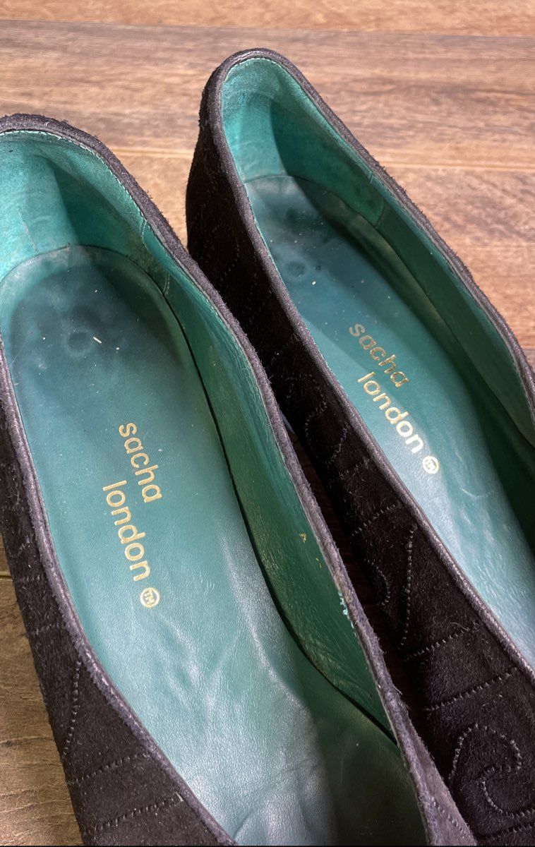 Sacha London Black Suede Embroidered Pointed Toe Pumps Low Heels Size 9 AA