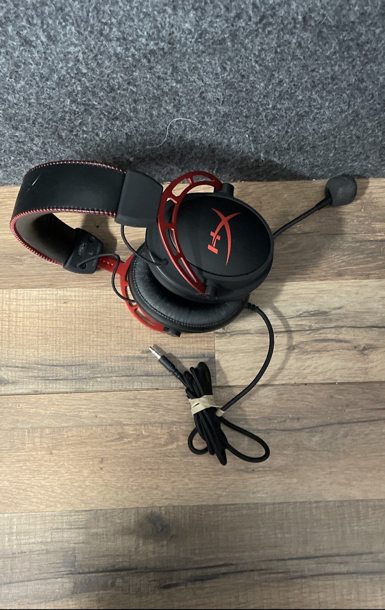 HyperX Cloud Alpha Wired Gaming Headset Dual Chamber Drivers Detachable Mic