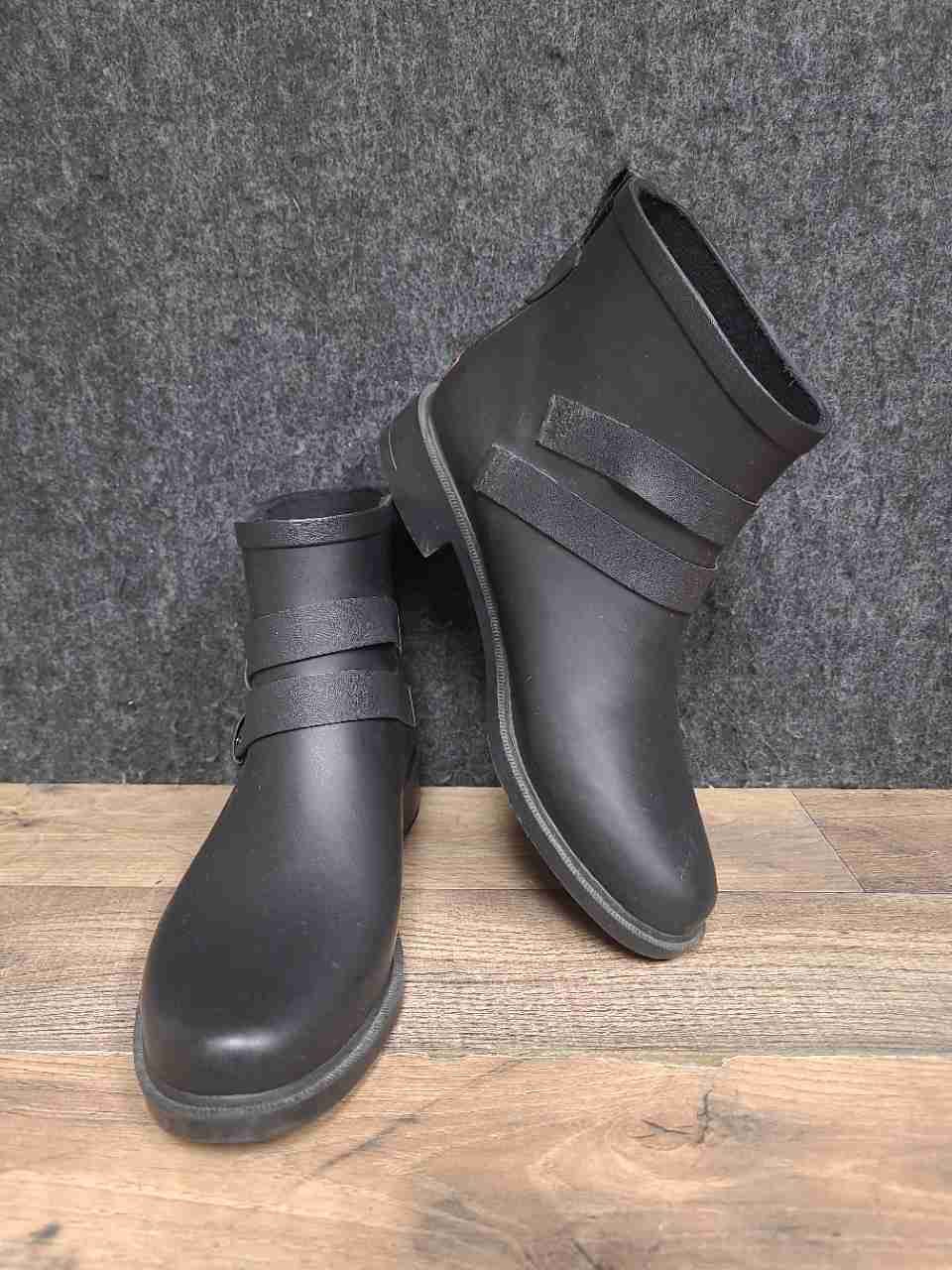 Chooka Midtown Strappy Black Waterproof Ankle Rain Boots Women's Size 7