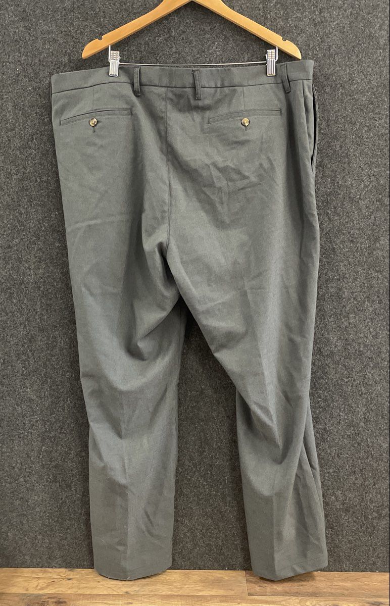 Old Navy Men's Gray Athletic Fit Built-In Flex Chino Trousers Size 44x30 NWT