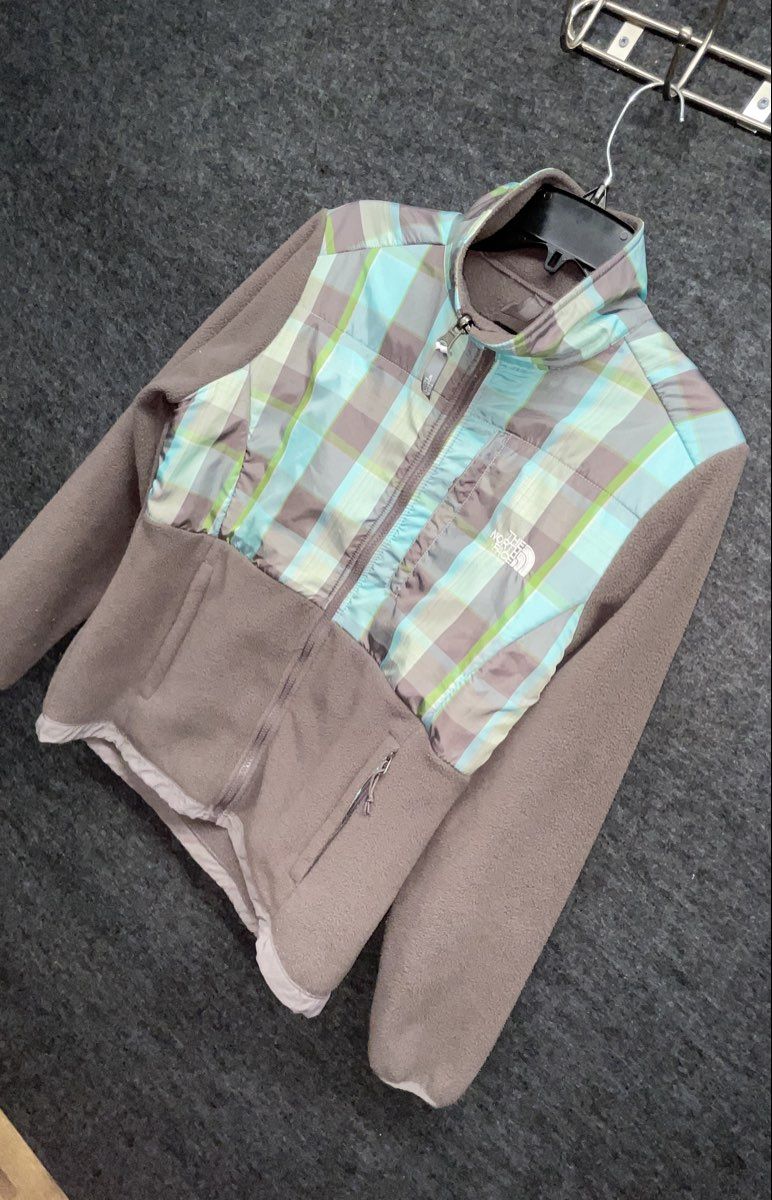 The North Face Women's Grey Plaid Yoke Full Zip Fleece Denali Style Jacket Sz M