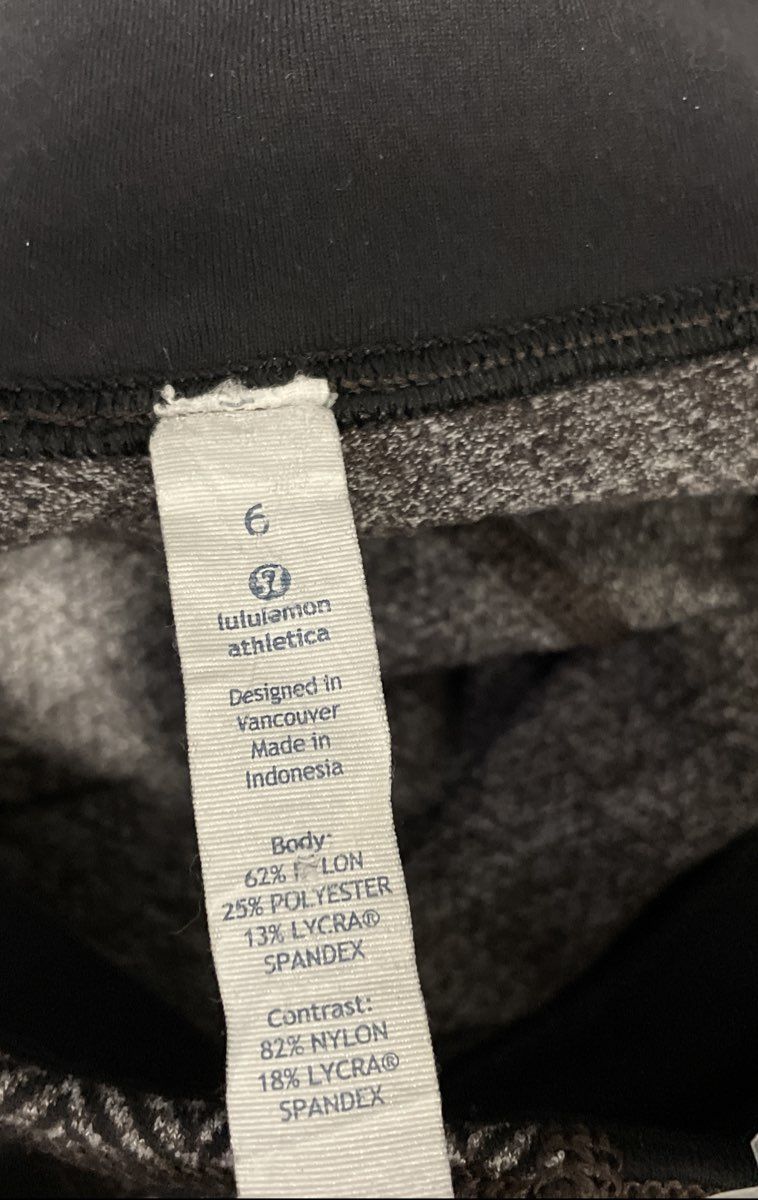Lululemon Women's Black Gray Herringbone Yoga Leggings Sz 6