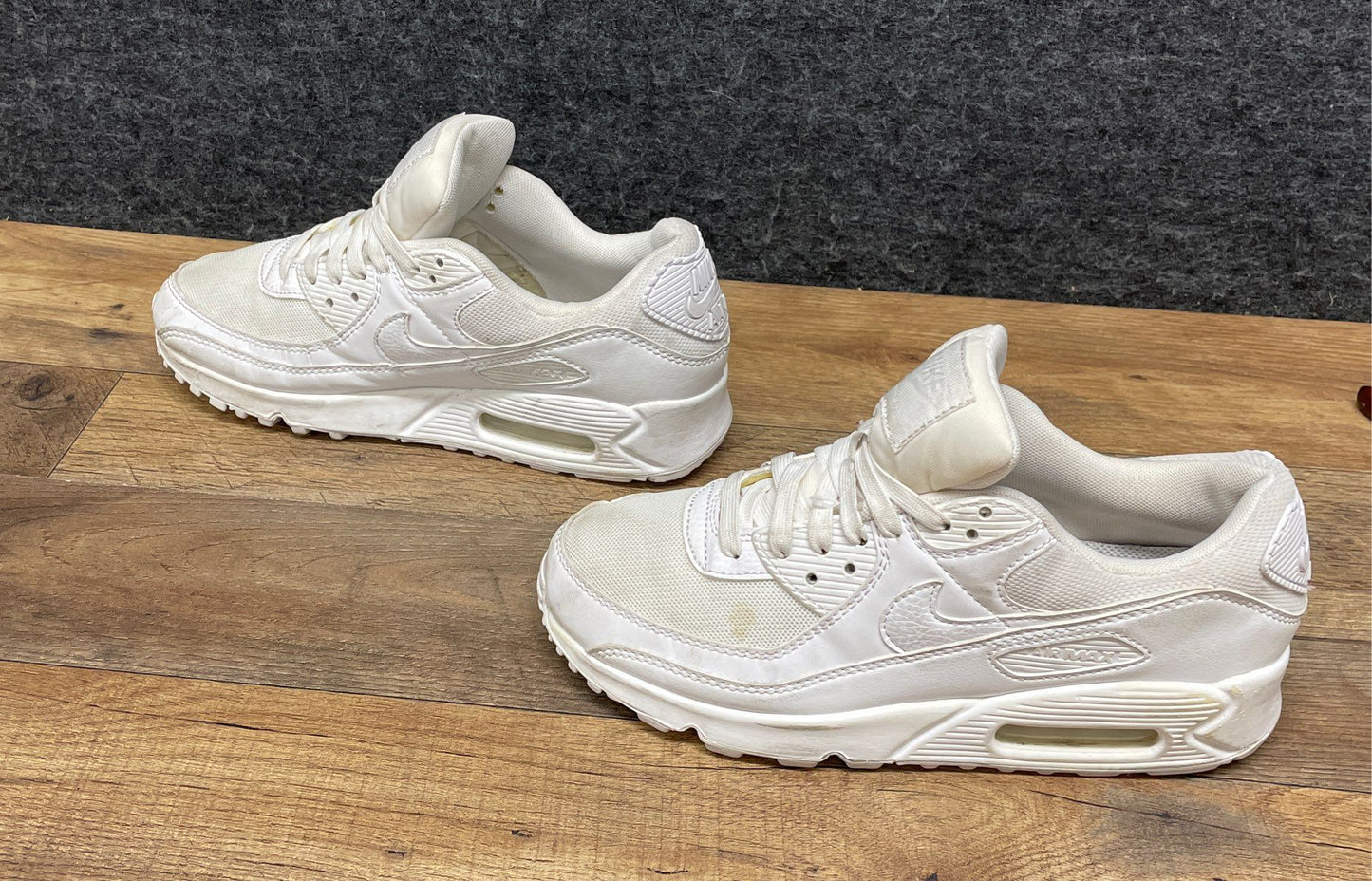 Nike Air Max 90 Triple White Women's Running Shoes Size 8
